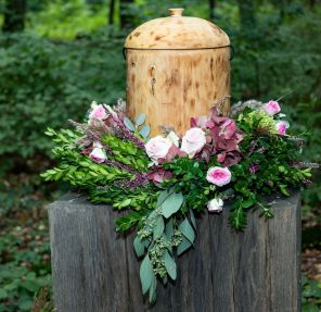 What Are Biodegradable Urns?